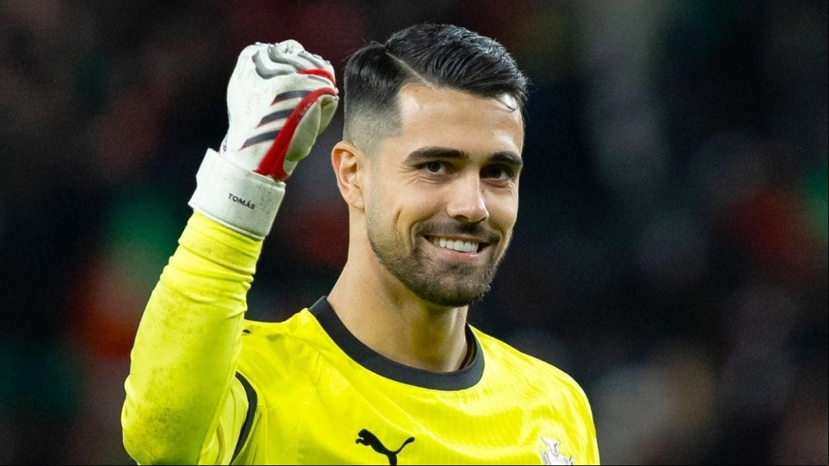 Los 3 clubes que quieren fichar a Diogo Costa en verano