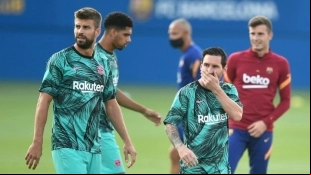 Tres futbolistas del Barça rechazan la denuncia a la rebaja salarial. Foto: okdiario.com