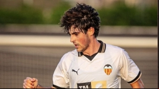 Fichajes Barcelona: Corre peligro el fichaje de Javi Guerra / Eldesmarque