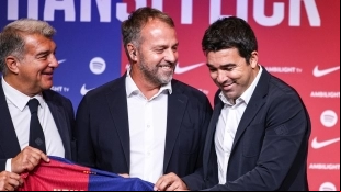 Barcelona continues to seek 3 right-backs / Monesport.cat