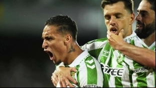 Antony deja claro al Manchester United que quiere volver al Betis / Sport