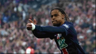 El PSG cierra la puerta de salida: Bradley Barcola no sale